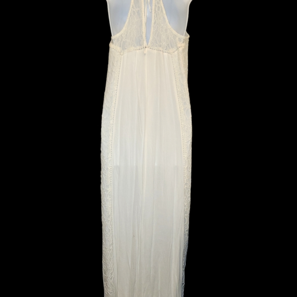 NWT Beautiful maxi dress. Creamy White Lace and spaghetti straps Medium - Picture 6 of 16
